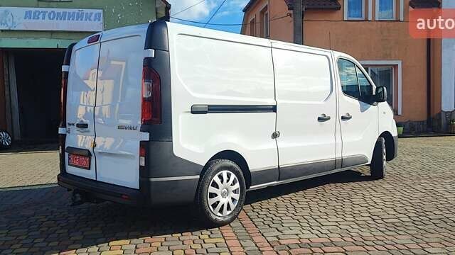 Белый Рено Трафик, объемом двигателя 2 л и пробегом 182 тыс. км за 17600 $, фото 18 на Automoto.ua