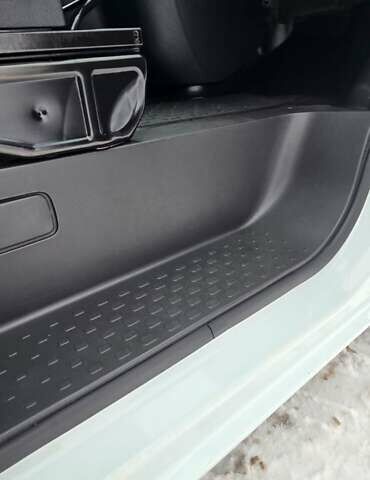 Білий Рено Трафік, об'ємом двигуна 2 л та пробігом 281 тис. км за 25950 $, фото 32 на Automoto.ua