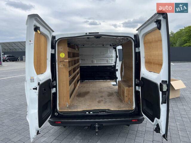 Белый Рено Трафик, объемом двигателя 2 л и пробегом 182 тыс. км за 17600 $, фото 41 на Automoto.ua