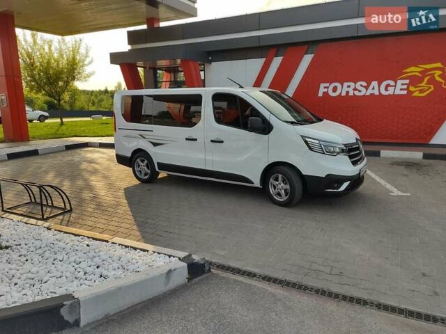 Білий Рено Трафік, об'ємом двигуна 2 л та пробігом 8 тис. км за 36000 $, фото 7 на Automoto.ua