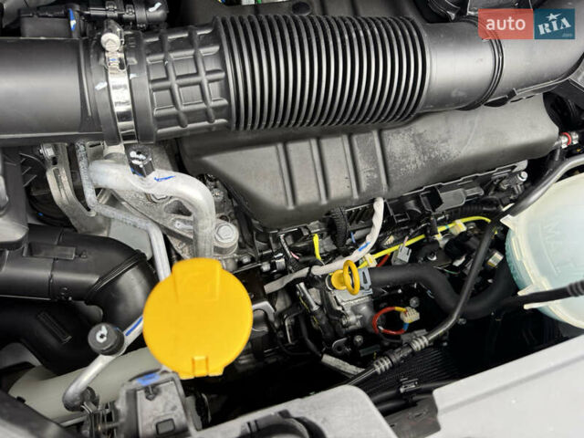 Рено Трафік 2022 у Дубно на Automoto.ua Білий Рено Трафік, об'ємом двигуна 2 л та пробігом 115 тис. км за 28999 $, фото 13 на Automoto.ua