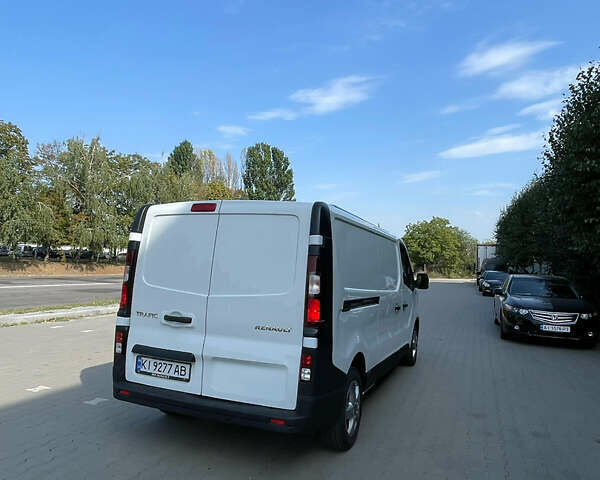 Білий Рено Трафік, об'ємом двигуна 2 л та пробігом 55 тис. км за 23500 $, фото 6 на Automoto.ua