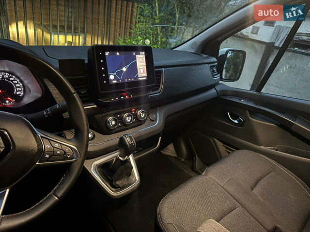 Белый Рено Трафик, объемом двигателя 2 л и пробегом 44 тыс. км за 30750 $, фото 8 на Automoto.ua