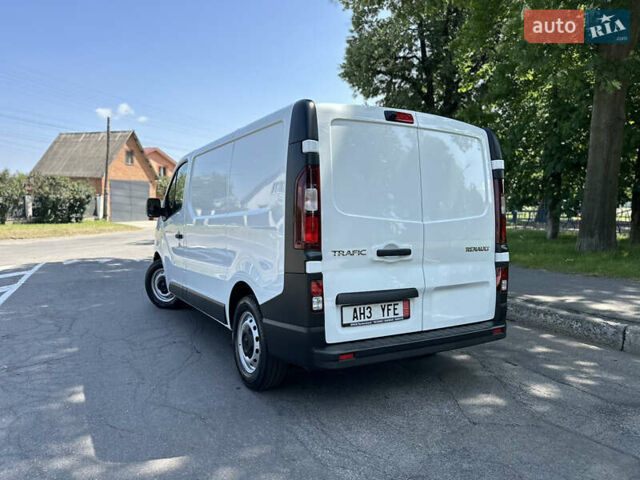 Белый Рено Трафик, объемом двигателя 2 л и пробегом 26 тыс. км за 21699 $, фото 44 на Automoto.ua