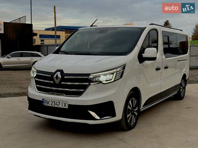 Рено Трафік 2022 у Дубно на Automoto.ua Білий Рено Трафік, об'ємом двигуна 2 л та пробігом 115 тис. км за 28999 $, фото 6 на Automoto.ua