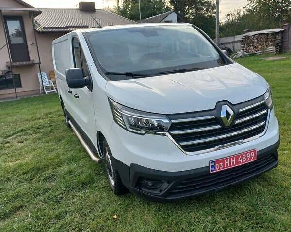 Белый Рено Трафик, объемом двигателя 2 л и пробегом 164 тыс. км за 21700 $, фото 4 на Automoto.ua