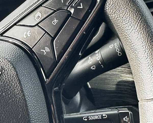 Белый Рено Трафик, объемом двигателя 2 л и пробегом 186 тыс. км за 28800 $, фото 34 на Automoto.ua