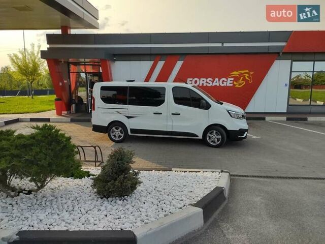 Білий Рено Трафік, об'ємом двигуна 2 л та пробігом 8 тис. км за 36000 $, фото 8 на Automoto.ua