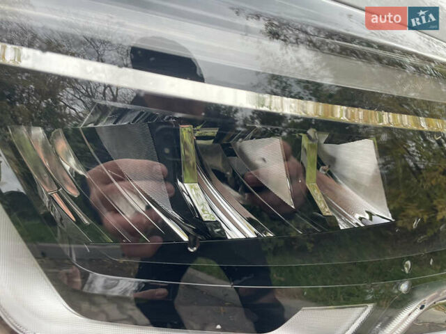 Білий Рено Трафік, об'ємом двигуна 2 л та пробігом 79 тис. км за 35000 $, фото 10 на Automoto.ua