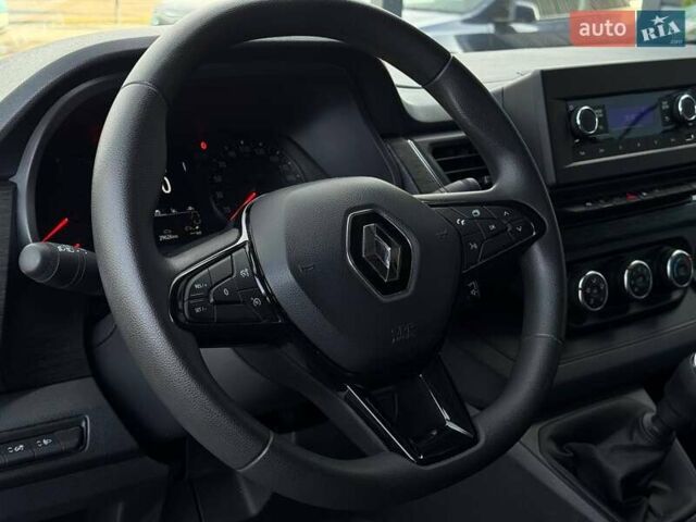 Білий Рено Трафік, об'ємом двигуна 2 л та пробігом 28 тис. км за 29399 $, фото 40 на Automoto.ua