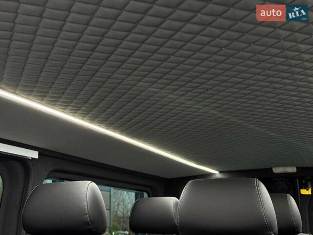 Білий Рено Трафік, об'ємом двигуна 2 л та пробігом 28 тис. км за 29399 $, фото 54 на Automoto.ua