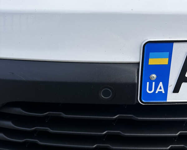 Белый Рено Трафик, объемом двигателя 2 л и пробегом 186 тыс. км за 28800 $, фото 44 на Automoto.ua