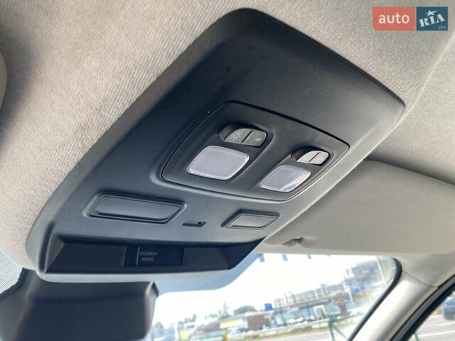 Белый Рено Трафик, объемом двигателя 2 л и пробегом 240 тыс. км за 20500 $, фото 13 на Automoto.ua