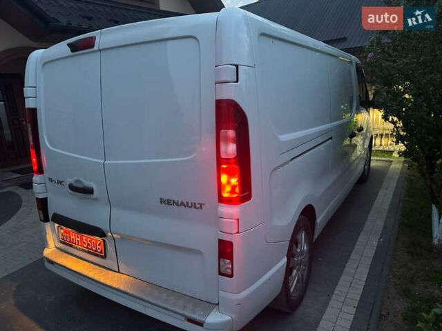 Белый Рено Трафик, объемом двигателя 2 л и пробегом 44 тыс. км за 30750 $, фото 14 на Automoto.ua