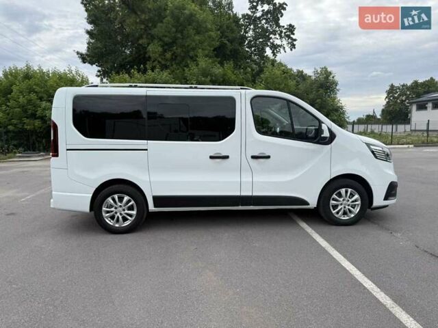 Белый Рено Трафик, объемом двигателя 2 л и пробегом 165 тыс. км за 34600 $, фото 7 на Automoto.ua