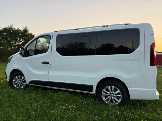 Білий Рено Трафік, об'ємом двигуна 2 л та пробігом 165 тис. км за 32900 $, фото 2 на Automoto.ua