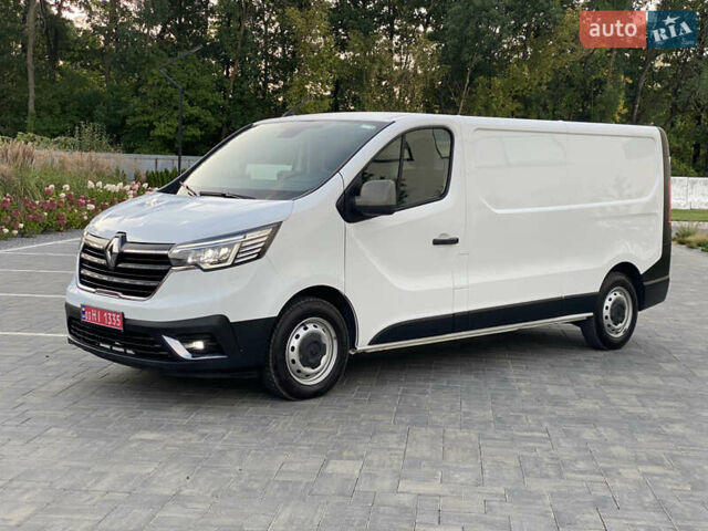 Білий Рено Трафік, об'ємом двигуна 2 л та пробігом 99 тис. км за 23600 $, фото 2 на Automoto.ua