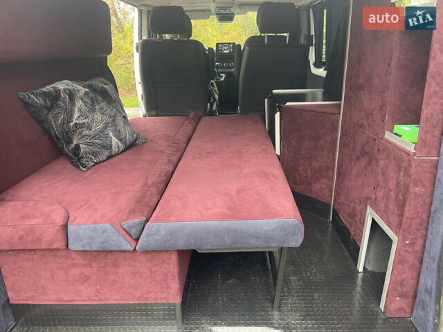 Білий Рено Трафік, об'ємом двигуна 2 л та пробігом 79 тис. км за 35000 $, фото 18 на Automoto.ua