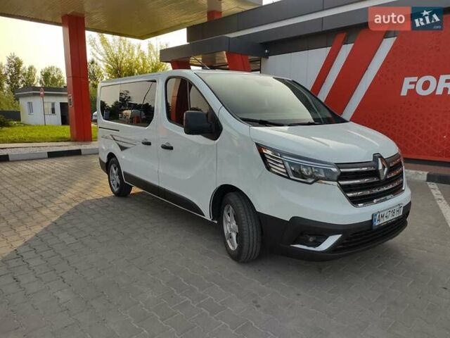Білий Рено Трафік, об'ємом двигуна 2 л та пробігом 8 тис. км за 36000 $, фото 6 на Automoto.ua