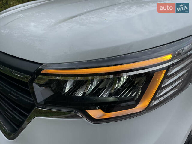 Білий Рено Трафік, об'ємом двигуна 2 л та пробігом 79 тис. км за 35000 $, фото 4 на Automoto.ua