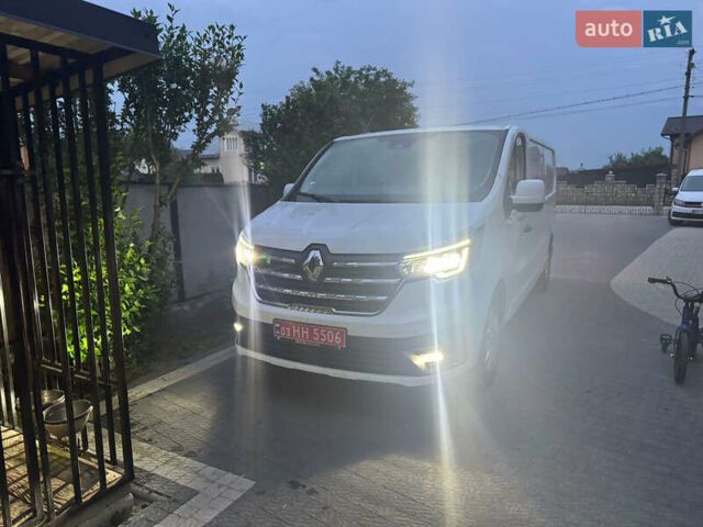 Белый Рено Трафик, объемом двигателя 2 л и пробегом 44 тыс. км за 30750 $, фото 16 на Automoto.ua