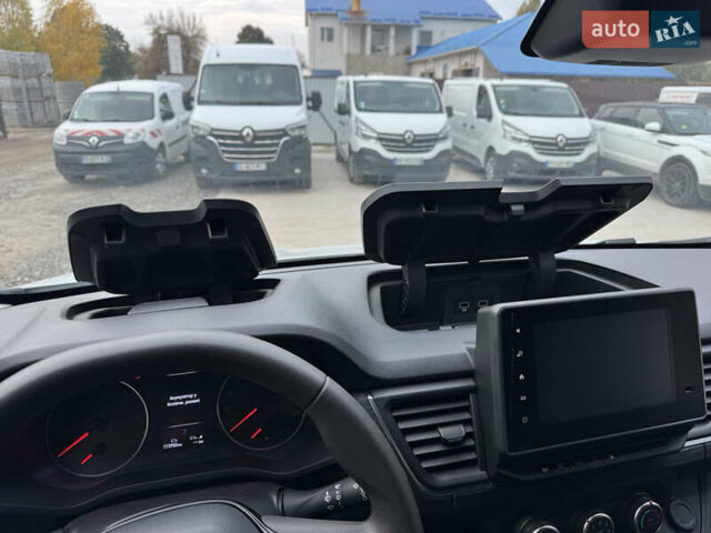 Рено Трафік 2022 у Дубно на Automoto.ua Білий Рено Трафік, об'ємом двигуна 2 л та пробігом 115 тис. км за 28999 $, фото 19 на Automoto.ua