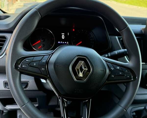 Белый Рено Трафик, объемом двигателя 0 л и пробегом 40 тыс. км за 25500 $, фото 30 на Automoto.ua