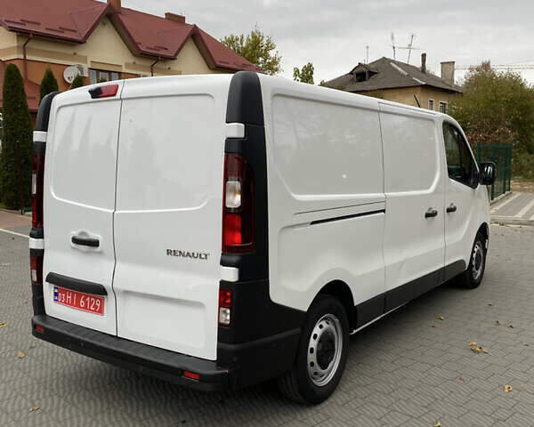 Белый Рено Трафик, объемом двигателя 2 л и пробегом 43 тыс. км за 25400 $, фото 6 на Automoto.ua