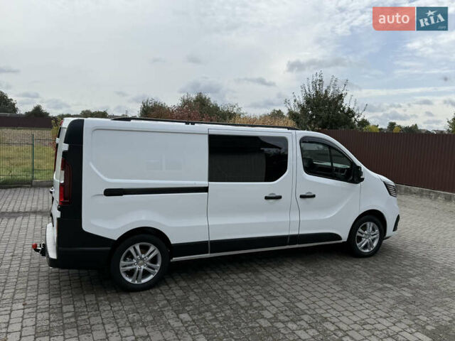 Белый Рено Трафик, объемом двигателя 2 л и пробегом 63 тыс. км за 32650 $, фото 34 на Automoto.ua