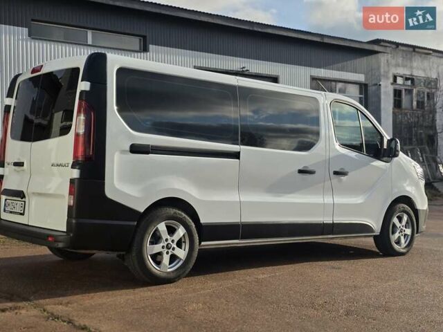 Белый Рено Трафик, объемом двигателя 2 л и пробегом 65 тыс. км за 29950 $, фото 5 на Automoto.ua