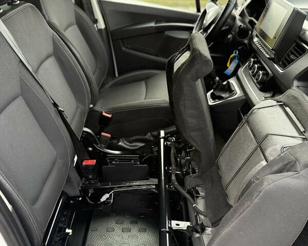 Белый Рено Трафик, объемом двигателя 2 л и пробегом 63 тыс. км за 32650 $, фото 77 на Automoto.ua