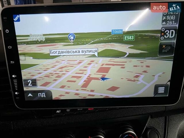 Белый Рено Трафик, объемом двигателя 2 л и пробегом 65 тыс. км за 29950 $, фото 35 на Automoto.ua