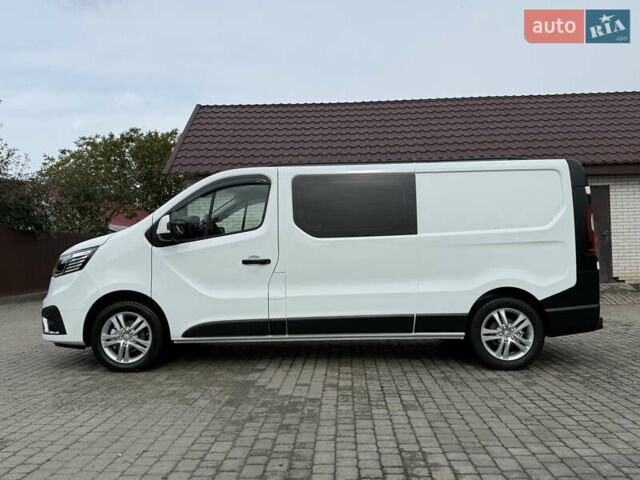 Белый Рено Трафик, объемом двигателя 2 л и пробегом 63 тыс. км за 32650 $, фото 19 на Automoto.ua