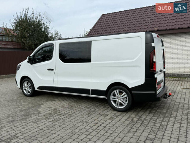 Белый Рено Трафик, объемом двигателя 2 л и пробегом 63 тыс. км за 32650 $, фото 21 на Automoto.ua