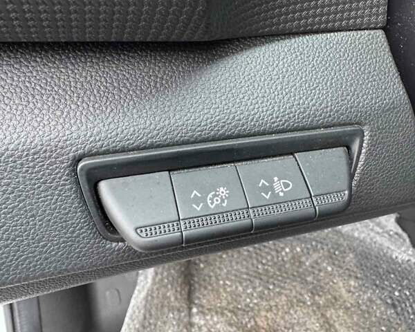 Білий Рено Трафік, об'ємом двигуна 2 л та пробігом 30 тис. км за 24990 $, фото 54 на Automoto.ua