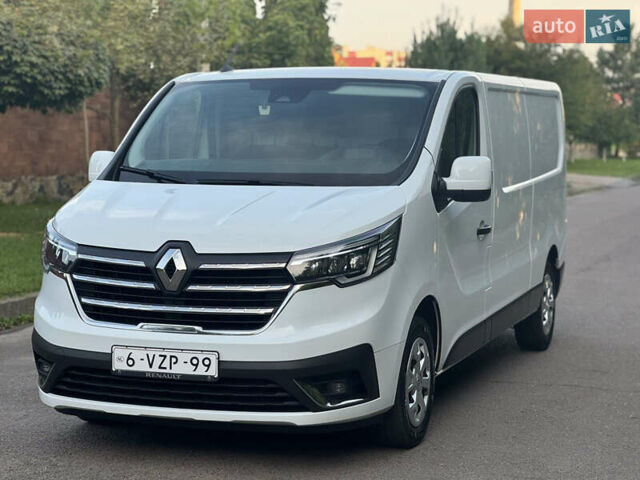 Білий Рено Трафік, об'ємом двигуна 2 л та пробігом 201 тис. км за 22999 $, фото 2 на Automoto.ua
