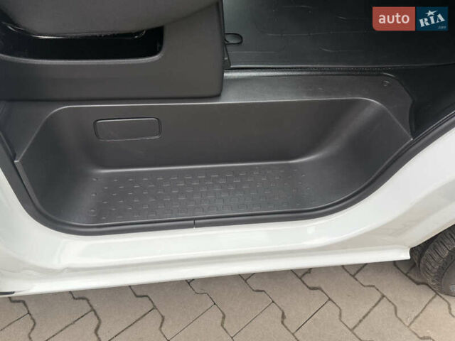 Білий Рено Трафік, об'ємом двигуна 2 л та пробігом 181 тис. км за 26850 $, фото 39 на Automoto.ua