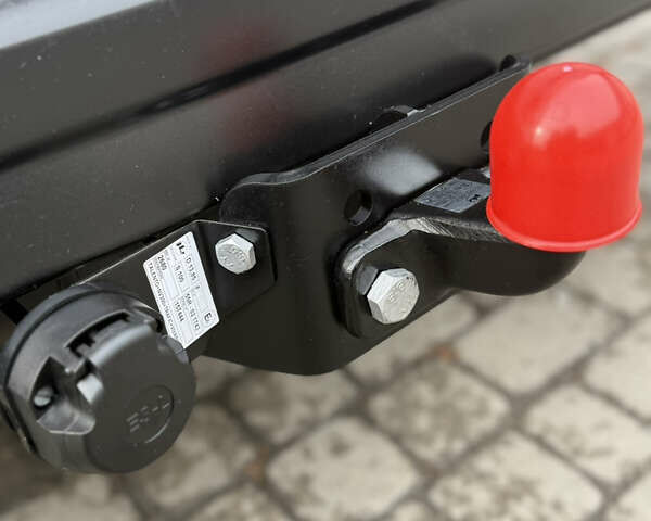 Белый Рено Трафик, объемом двигателя 2 л и пробегом 63 тыс. км за 32650 $, фото 119 на Automoto.ua