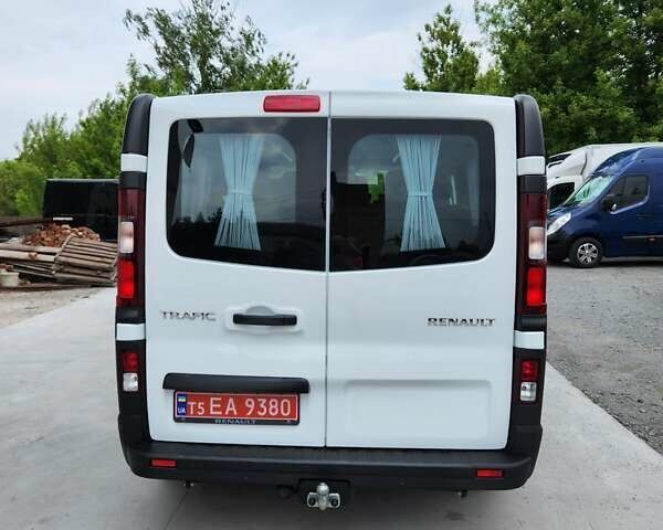 Белый Рено Трафик, объемом двигателя 2 л и пробегом 21 тыс. км за 29900 $, фото 11 на Automoto.ua