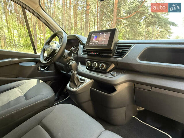 Білий Рено Трафік, об'ємом двигуна 2 л та пробігом 58 тис. км за 38800 $, фото 47 на Automoto.ua