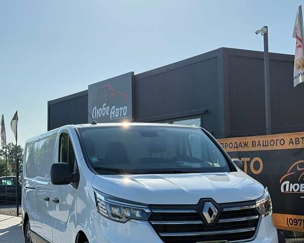 Белый Рено Трафик, объемом двигателя 0 л и пробегом 40 тыс. км за 25500 $, фото 1 на Automoto.ua