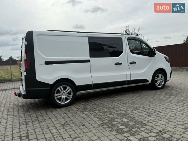 Белый Рено Трафик, объемом двигателя 2 л и пробегом 63 тыс. км за 32650 $, фото 154 на Automoto.ua