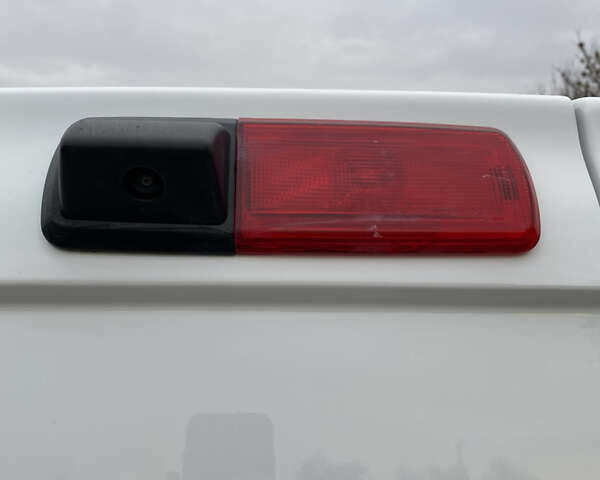 Белый Рено Трафик, объемом двигателя 2 л и пробегом 43 тыс. км за 25400 $, фото 23 на Automoto.ua