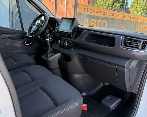 Белый Рено Трафик, объемом двигателя 0 л и пробегом 40 тыс. км за 25500 $, фото 18 на Automoto.ua