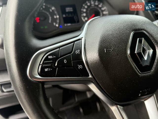 Белый Рено Трафик, объемом двигателя 2 л и пробегом 63 тыс. км за 32650 $, фото 87 на Automoto.ua