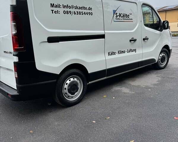 Білий Рено Трафік, об'ємом двигуна 2 л та пробігом 30 тис. км за 24990 $, фото 20 на Automoto.ua