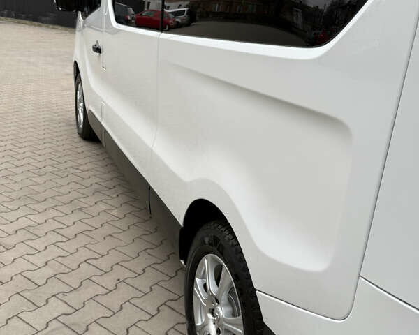 Білий Рено Трафік, об'ємом двигуна 2 л та пробігом 181 тис. км за 26850 $, фото 12 на Automoto.ua