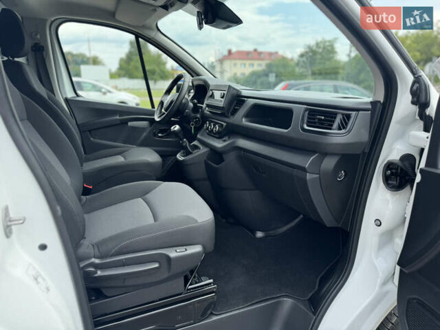 Білий Рено Трафік, об'ємом двигуна 2 л та пробігом 129 тис. км за 24700 $, фото 25 на Automoto.ua