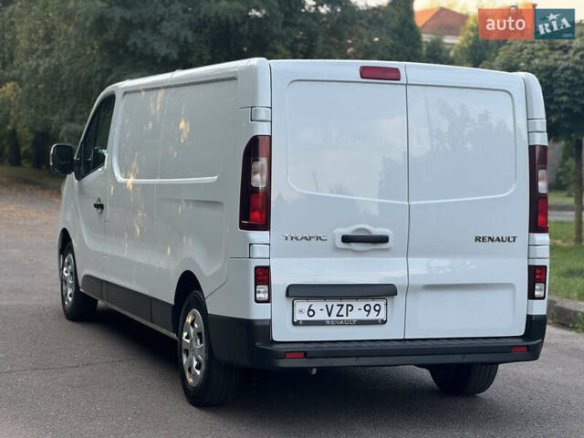 Білий Рено Трафік, об'ємом двигуна 2 л та пробігом 201 тис. км за 22999 $, фото 12 на Automoto.ua