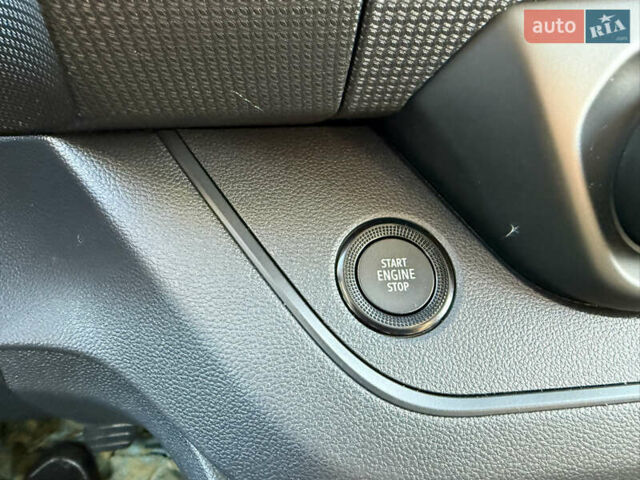 Белый Рено Трафик, объемом двигателя 2 л и пробегом 62 тыс. км за 21700 $, фото 32 на Automoto.ua